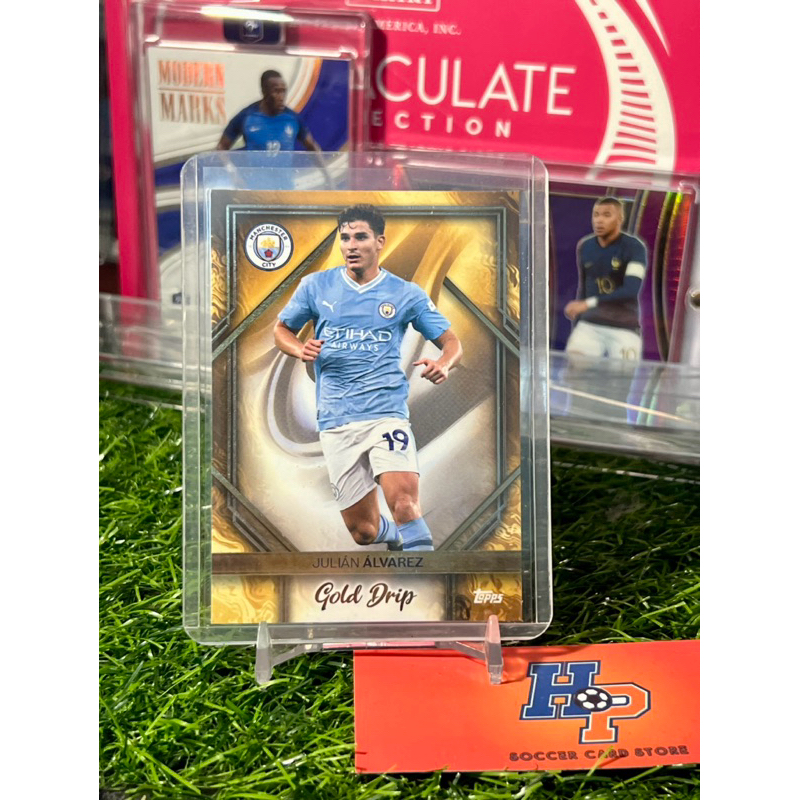 Thẻ bóng đá Julian Alvarez Gold Drip Topps Manchester City Team Set 2023/24
