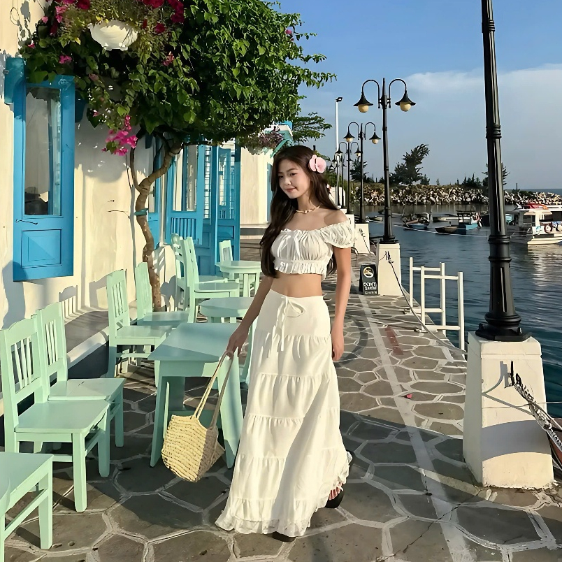 Set Váy Đi Biển Gồm Áo Croptop Đính Nơ Xinh Có Sẵn Mút Nguc + Chân Váy Maxi 2 Lớp Phối Viền Ren | BigBuy360 - bigbuy360.vn