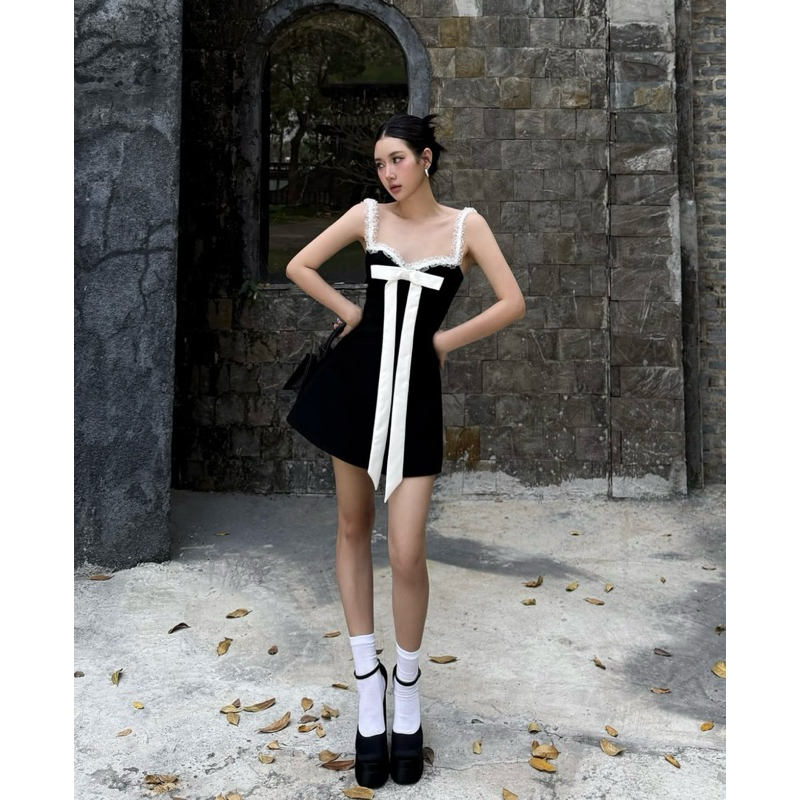 Đầm Đen trơn Jolie - Jolie Black Dress SS2 - DEPASS