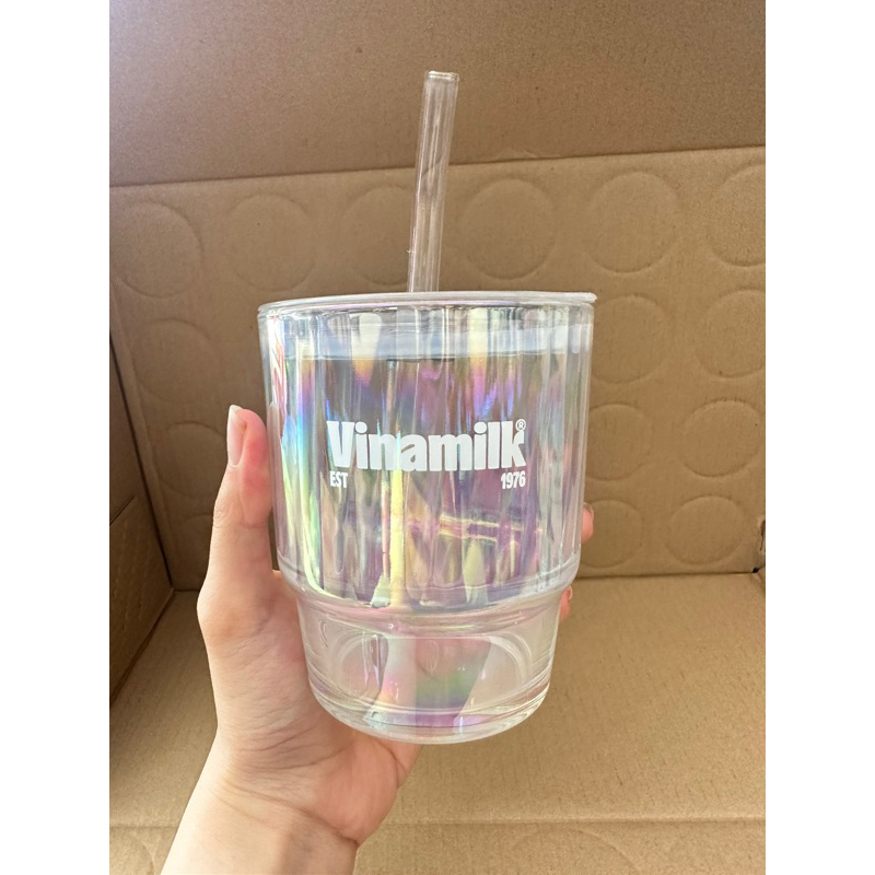 Ly thuỷ tinh cầu vòng Vinamilk 370ml
