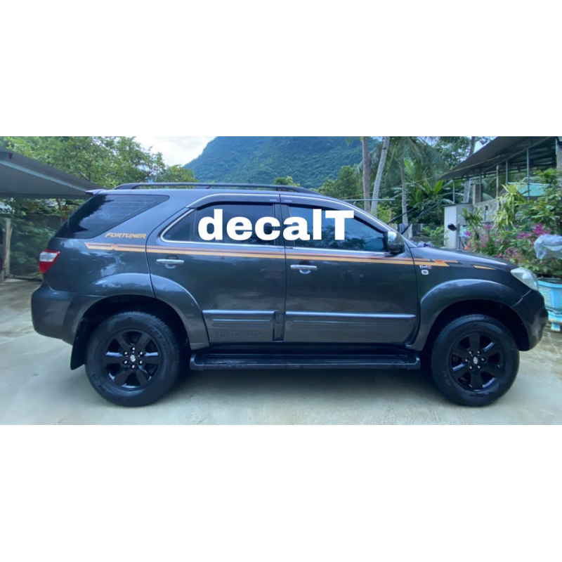 Tem Dán Sườn Xe Fortuner, Innova Sọc Chỉ