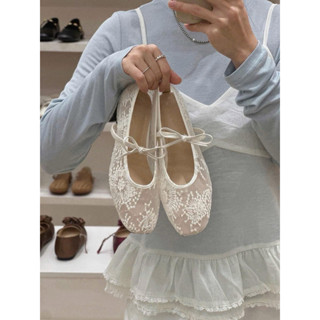   Hàng Có Sẵn  Giày Búp Bê Ren Đế Bằng Tiểu Thư Sang Chảnh Hot Trend 