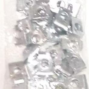 Pát Kẹp xoắn xi .4..6ly x50 cái...