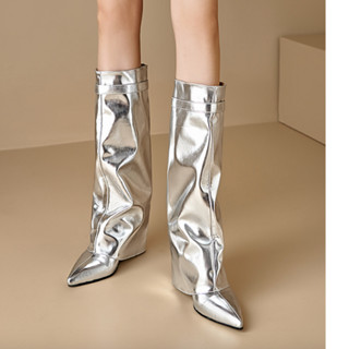  Giày boot nữ BẠC  CỔ LẬT hottrend cao DƯỚI GỐI đế xuồng 8.5cm MŨI NHỌN thanh dáng GCC38A 