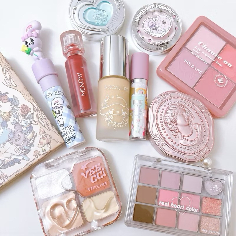 Pass Thanh Lý Đồ Makeup Skincare Nội Địa Trung Hàn