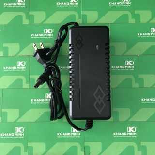 Sạc pin Li-ion 5S, 21V - 3A, có quạt mát và đèn báo đầy pin.