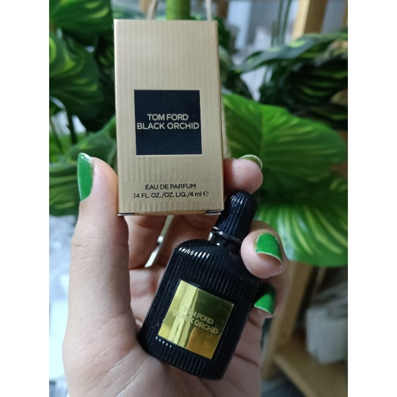 Nước hoa mini tf black orchid 4ml sale duy nhất 12 chai lô cuối  xong lên giá lại  tại đây