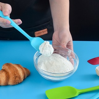 Muỗng vét bột silicon ( DANANGBAKINGTOOOL 2000.002)