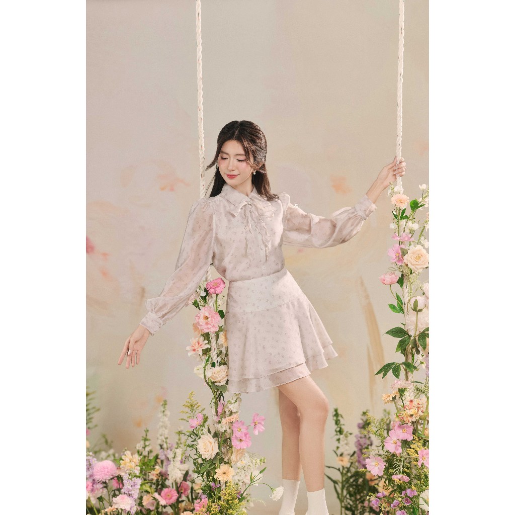 Set Áo sơ mi cổ đức tròn đính nơ họa tiết 2R05.2503OG, Chân váy pattern đổ hai tầng họa tiết 4R02.2503OG, set đồ nữ JM | BigBuy360 - bigbuy360.vn