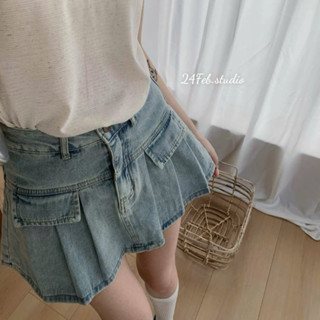 Chân váy jean nhạt ngắn dáng xòe 2 nắp túi phong cách basic Hàn Quốc Adorable20ss VAH39 7986