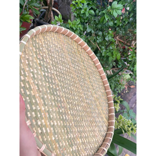 Mẹt cật tre già viền mây