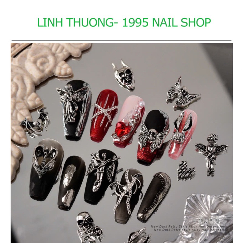 Charm đính móng cổ đien  phong cách cá tính