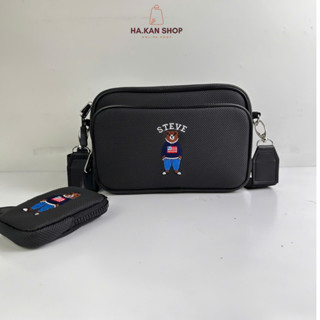 Túi Đeo Chéo Who.A.U Thời Trang Nam Nữ Cao Cấp 4 Ngăn  Chất Liệu 100% Polyste Chống Nước, Logo Thêu Gấu Size 22cm*15*7.5