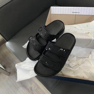 [Chính Hãng] Dép MLB Mound Dia Monogram - Màu Đen - Code: 3ALPAC1 50BKS