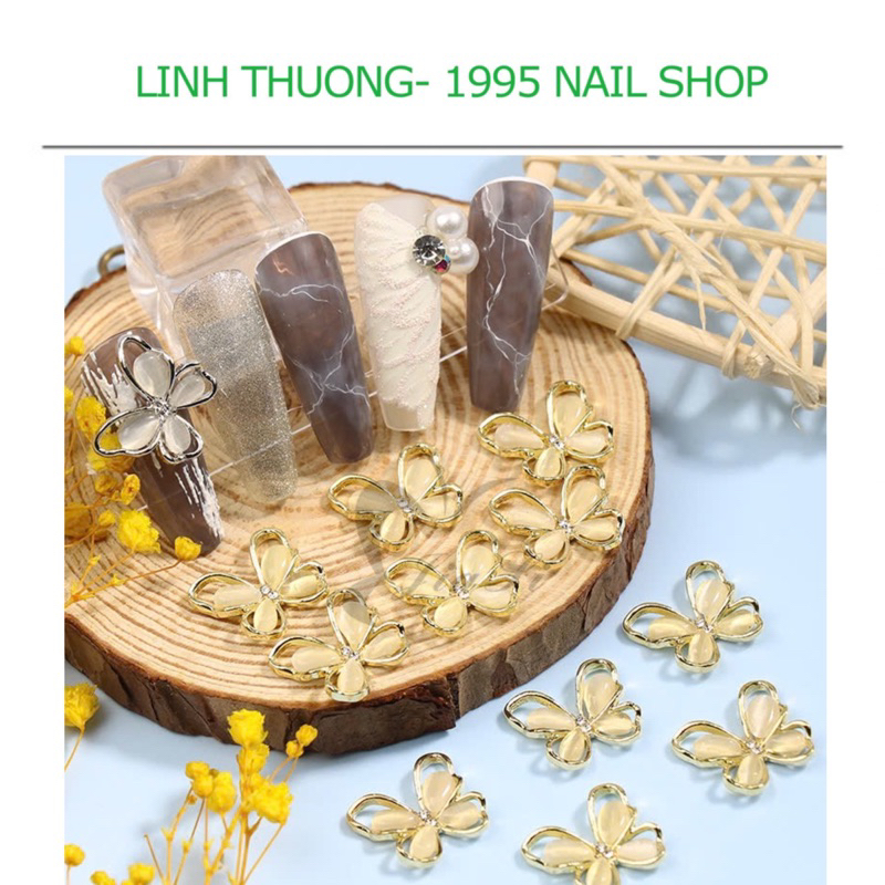 Charm bướm đá cao cấp đính móng