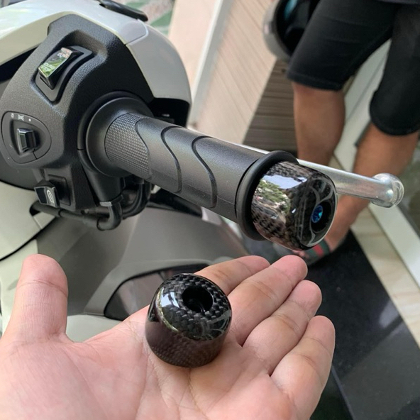 Gù tay lái Carbon Fiber tặng kèm ốc và nhôm đóng gù