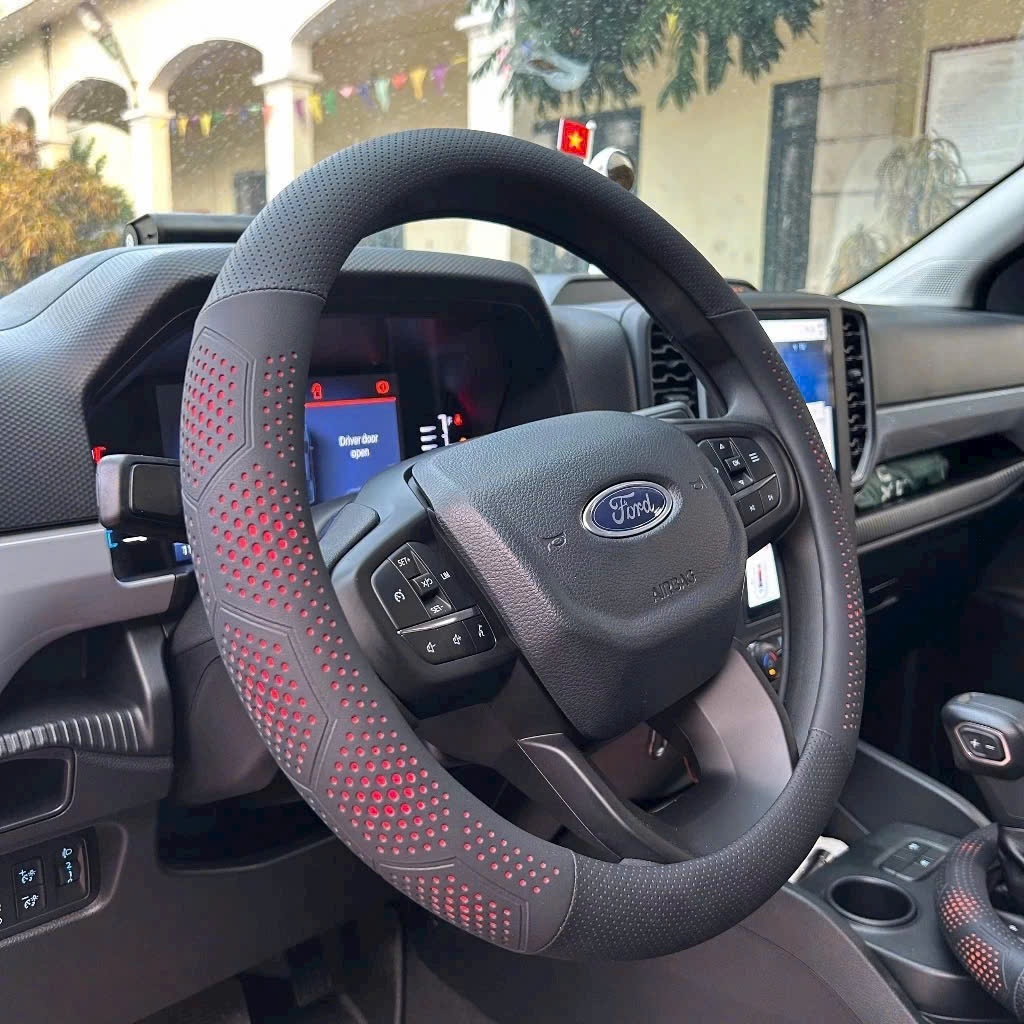 Bọc Vô Lăng Ô Tô 3D Da Nappa Cao Cấp Size 38cm