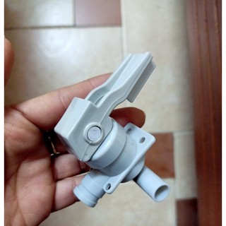 Vòi cây nước nóng lạnh bên lạnh