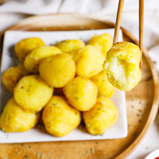 Viên khoai tây nhân phô mai mozzarella Kitkool 300g [HN giao hỏa tốc] - Ảnh 3