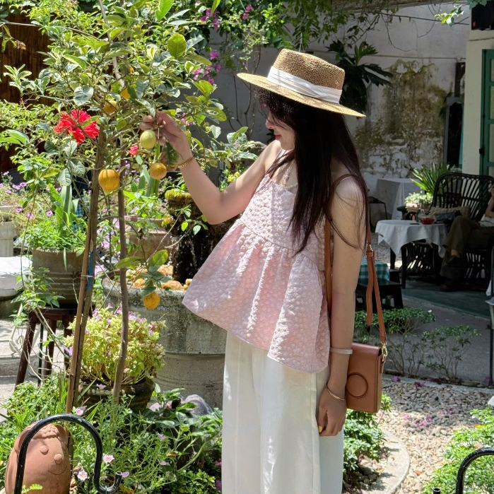 (TẶNG KÈM QUÂY DÂY) Set áo babydoll gấm xốp hoa xoè kèm áo dây PEACHY TOP | BigBuy360 - bigbuy360.vn