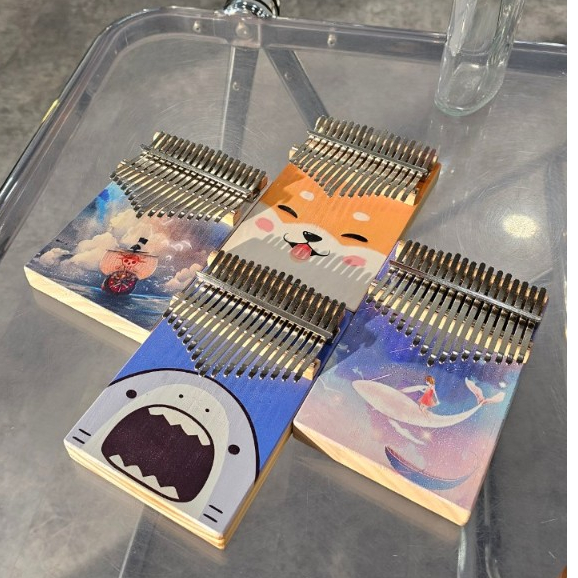 ĐÀN KALIMBA GỖ IN HÌNH GIÁ RẺ TONIC IH17K1 99K - IN HÌNH CÁ VOI CUTE