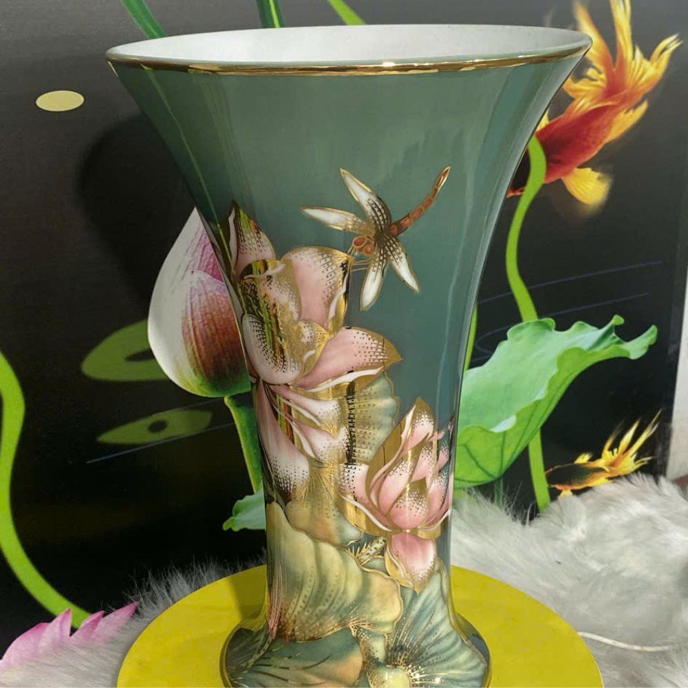 Gốm sứ vẽ vàng 24k Minh Ngọc, Lọ hoa vẽ vàng 24k