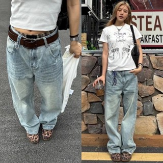 (sẵn) Quần jean ống suông rộng màu xanh nhạt kết hợp rách túi cá tính QJCT010 - Tiktik