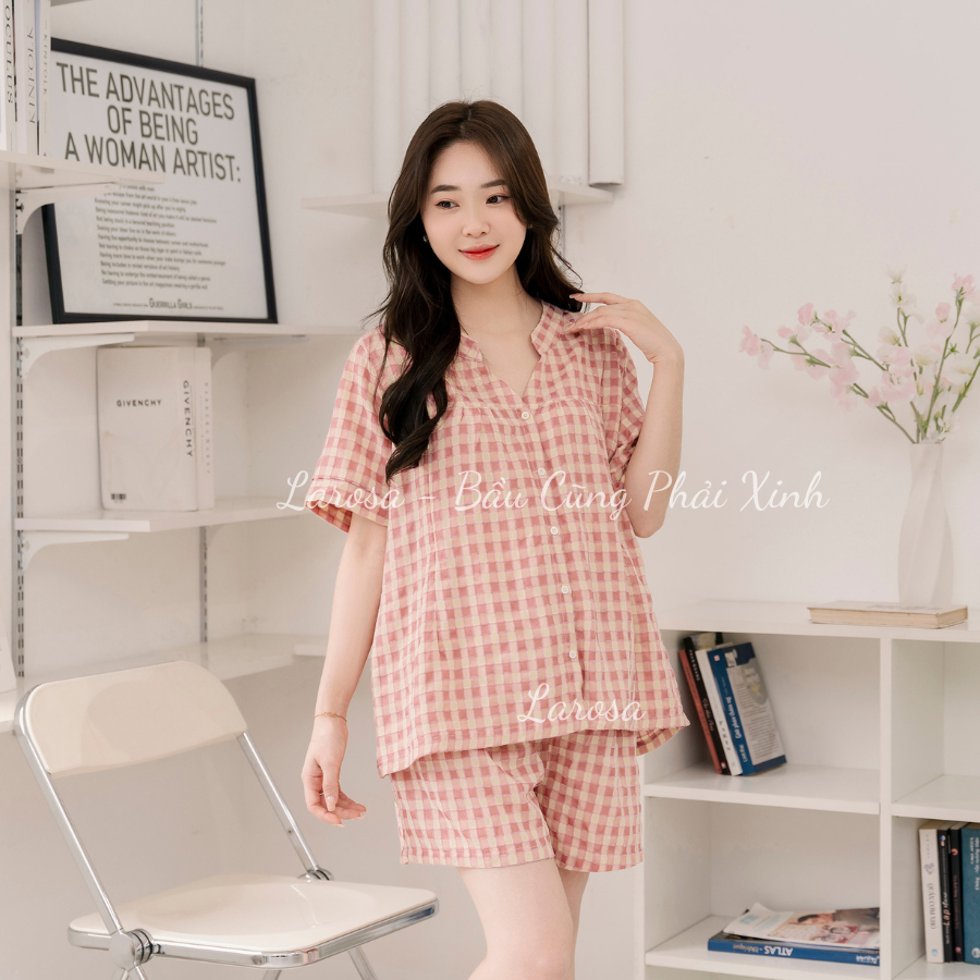 Đồ Bộ Bầu Và Sau Sinh Cổ Tàu Mẫu Mới Mùa Hè 2025 Larosa Mặc Nhà Vải Caro Labee Cấp Mềm Mát - LA021B