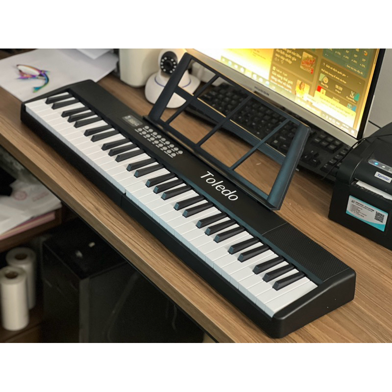Đàn Piano điện Toledo 61 phím gấp gọn