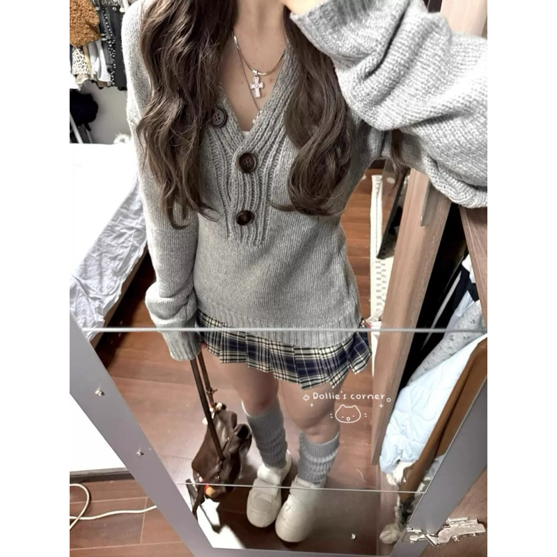 ˙⊹ 𝘔𝘪𝘯𝘪𝘮𝘢𝘭 𝘖𝘖𝘛𝘋 - Vintage acubi sweater áo len nữ cardigan màu xám form oversized y2k cổ chữ V phối 