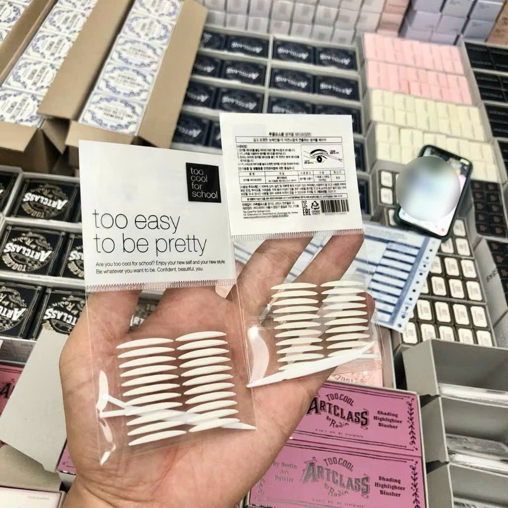 Miếng Dán Kích Mí TOOCOOLFORSCHOOL Double-sided Double Eyelid Tape 22 miếng