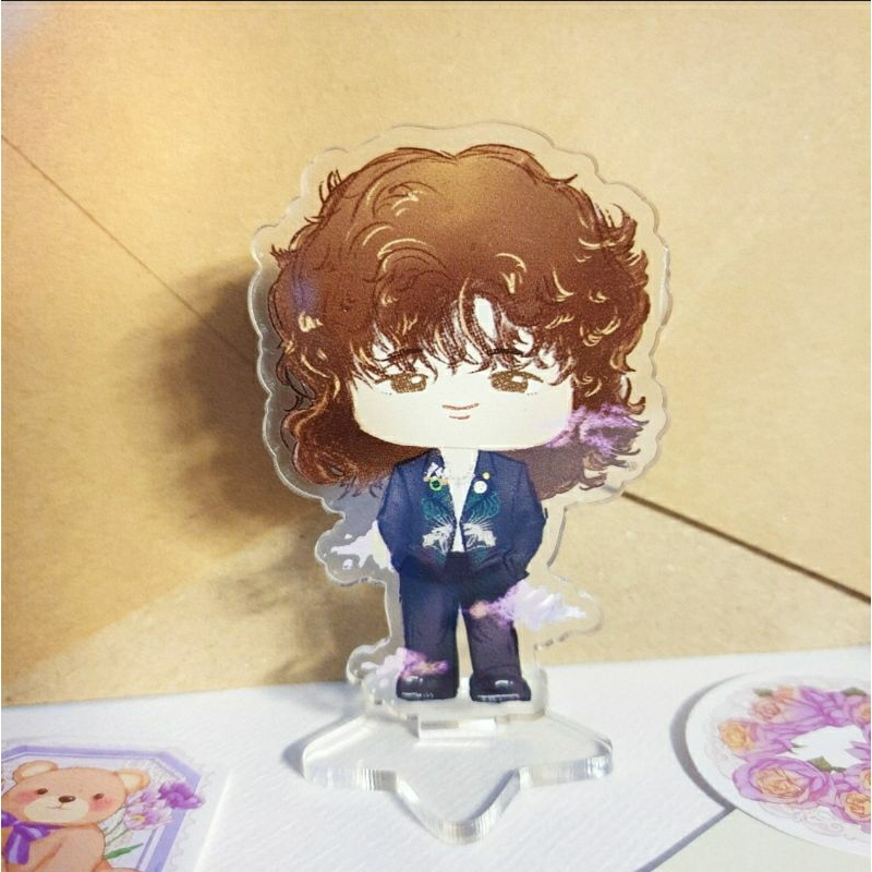 Standee Daesung Still Life 7cm mica siêu xinh trang trí bàn học, làm việc Bigbang