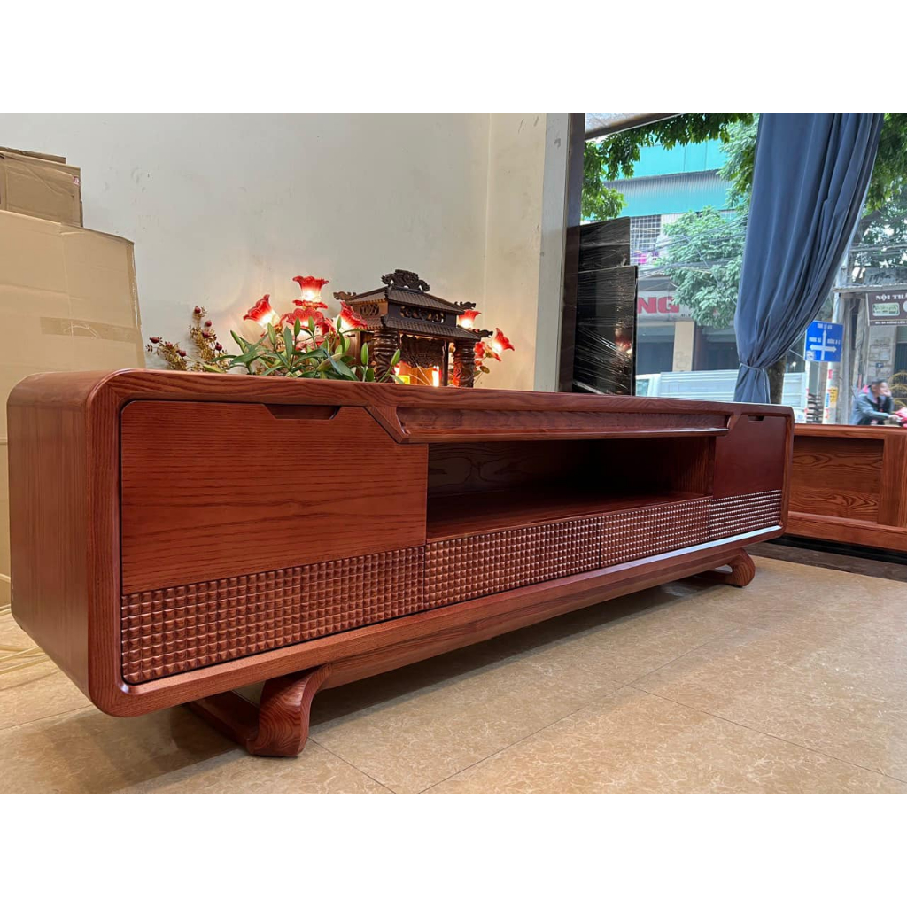 Kệ TV, giá đỡ tivi, vô tuyến gỗ sồi Nga chân xoắn, cánh đục cnc góc cạnh bo tròn an toàn