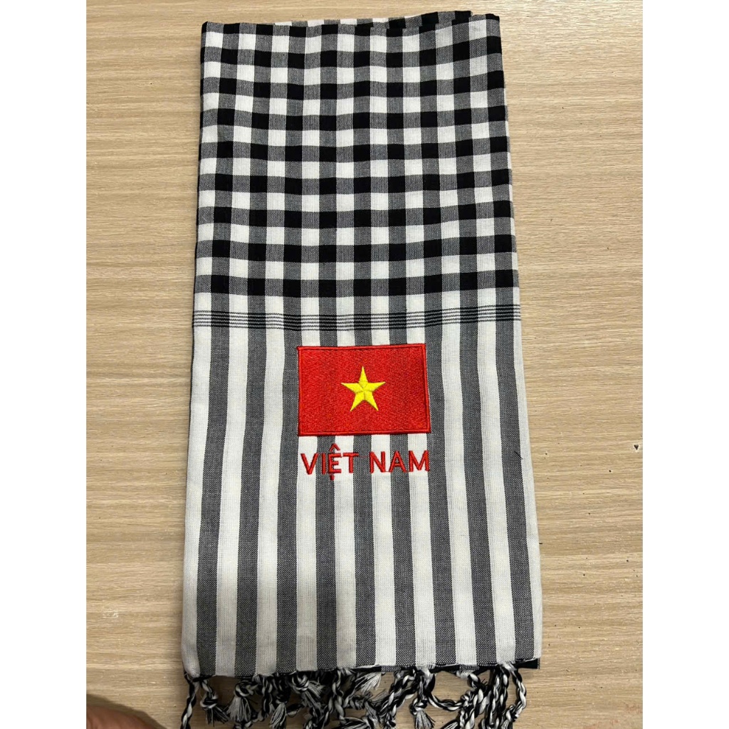 Khăn Rằn Nam Bộ Thêu Cờ Tổ Quốc