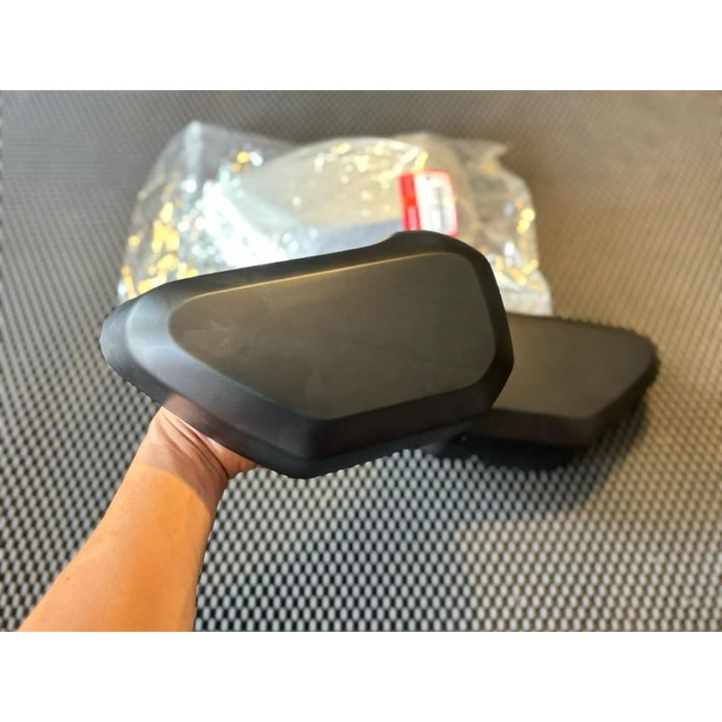 Ốp pô E Monkey 125 – Ốp che pô E zin chính hãng Honda