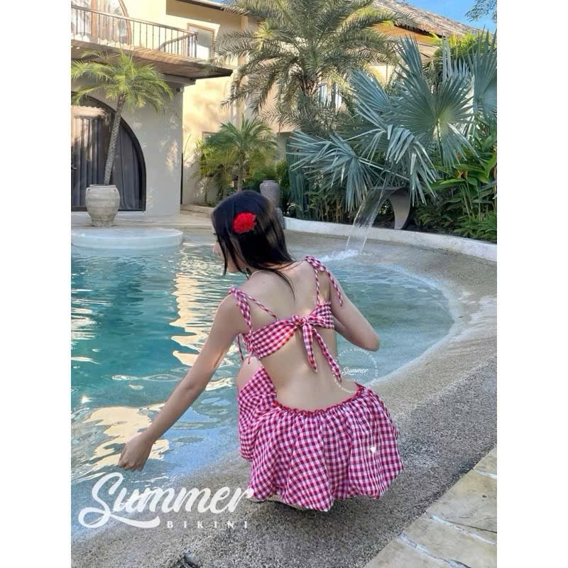 Set bộ đồ đi biển 2 chi tiết áo bikini mix chân váy kẻ karo, set bikini hai mảnh tiểu thư sang chảnh | BigBuy360 - bigbuy360.vn