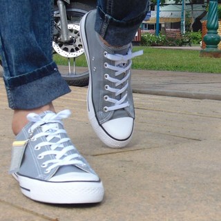 Giày  AllStar Classic Cổ Thấp Nữ Xám Nhạt