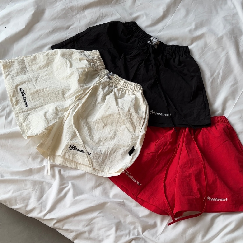 Quần Short Dù Premium ống rộng form trên gối - Thêu " Theslickway"- Local Brand THE SLICK WAY UNISEX