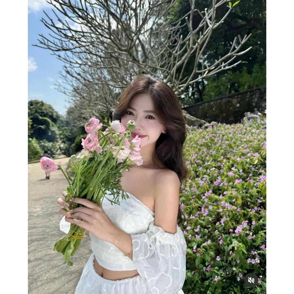 Set Áo Mix Váy Ngắn Tay Bồng Voan Hoa Trễ Dáng Bí Siêu Xinh - MAY DRESS | BigBuy360 - bigbuy360.vn