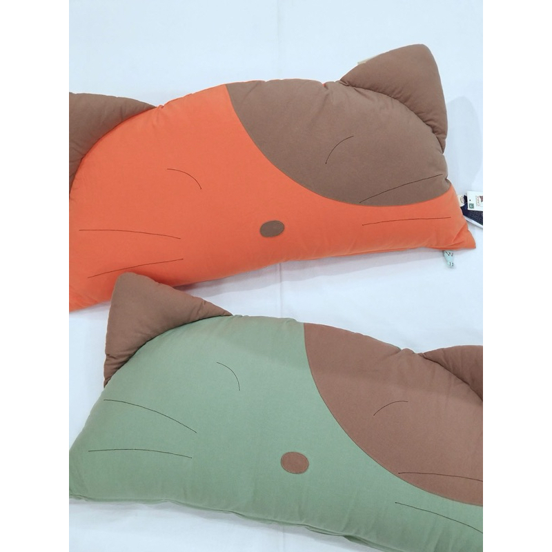 Gối nằm mặt trăng Hikosen Cara