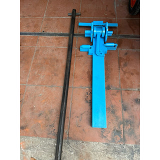 Bàn bẻ mỏ sắt cây phi 25 dùng cho làm sắt xây dựng