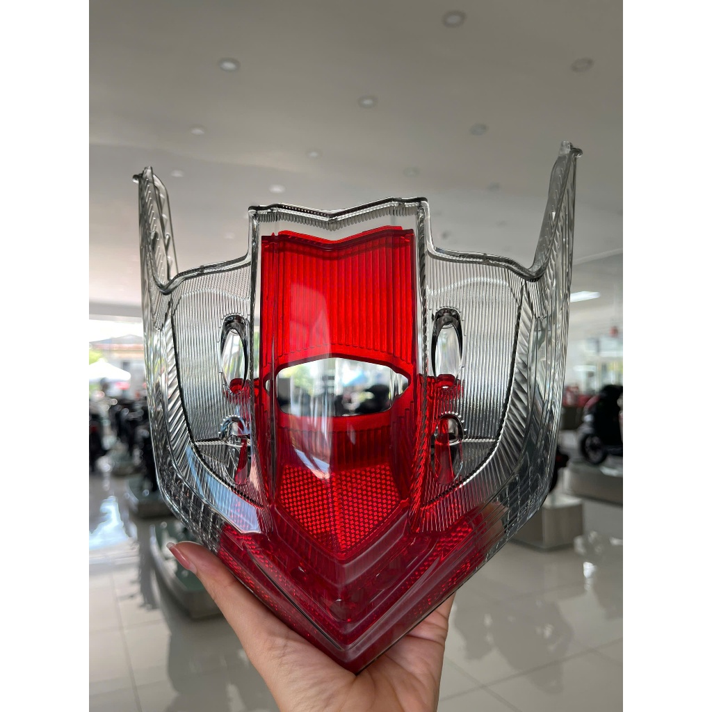 1PBH474310, 1PBH472100 CHỤP ĐÈN HẬU JUPITER FI HÀNG CHÍNH HÃNG YAMAHA MOTOR VN