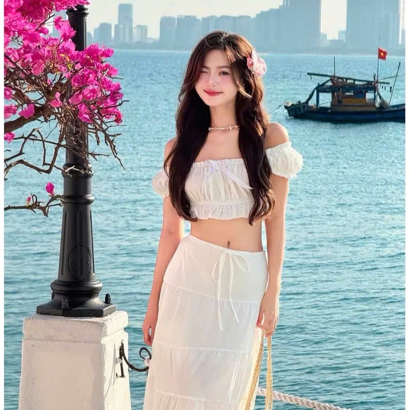 Set 2 Món Áo Trễ Vai Đính Nơ Kèm Chân Váy Xoè Viền Ren Đi Biển Siêu Xinh | BigBuy360 - bigbuy360.vn
