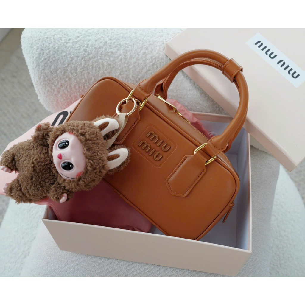 TÚI MIUMIU ARCADIE SZ22