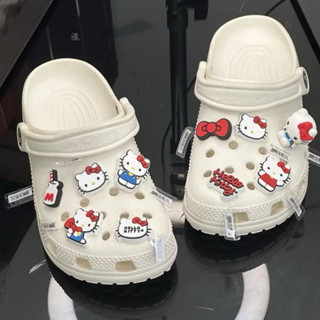  JIBITZ STICKER CHARM HELLO KITTY  SET 10c  GẮN DÉP  DÉP SỤC  ĐÃ GẮN NÚT  