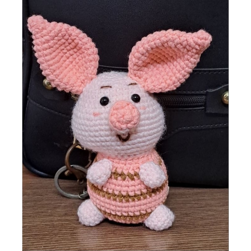 Móc khóa Piglet len