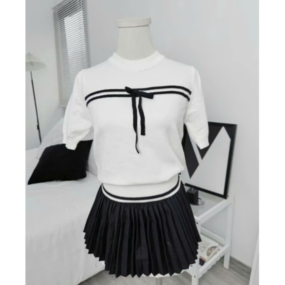 Áo Thun Nữ Freesize Nơ Ngực Phối Kẻ Đen Trắng - Thiết Kế Cổ Tròn Trẻ Trung Chuẩn Style Hàn Quốc HT01 | BigBuy360 - bigbuy360.vn