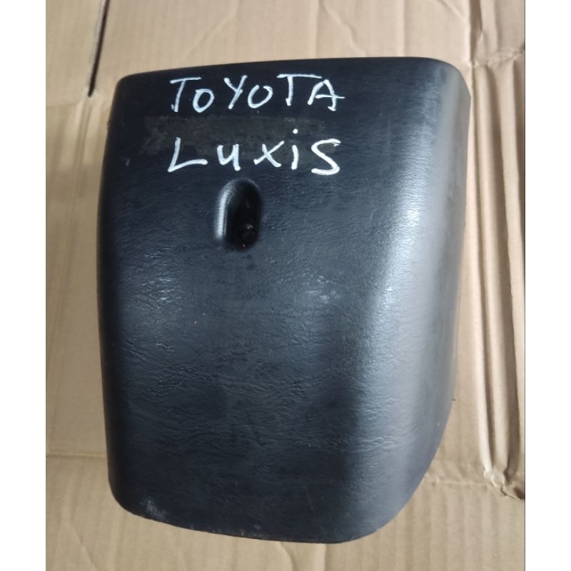 ỐP TAY LÁI LEXUS ES300 ES330 02-06