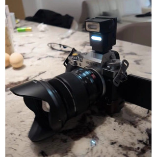 Flash mini Medalight F2 cho camera máy ảnh