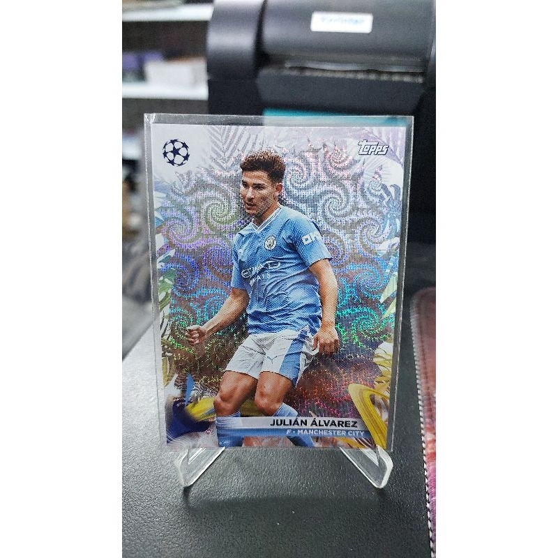 Thẻ Bóng Đá #H835 Alvarez Manchester City Topps Carnaval 23/24